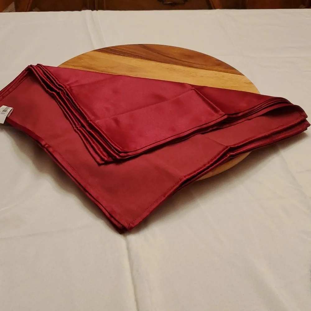 6 Ambrosia  Ruby Napkin